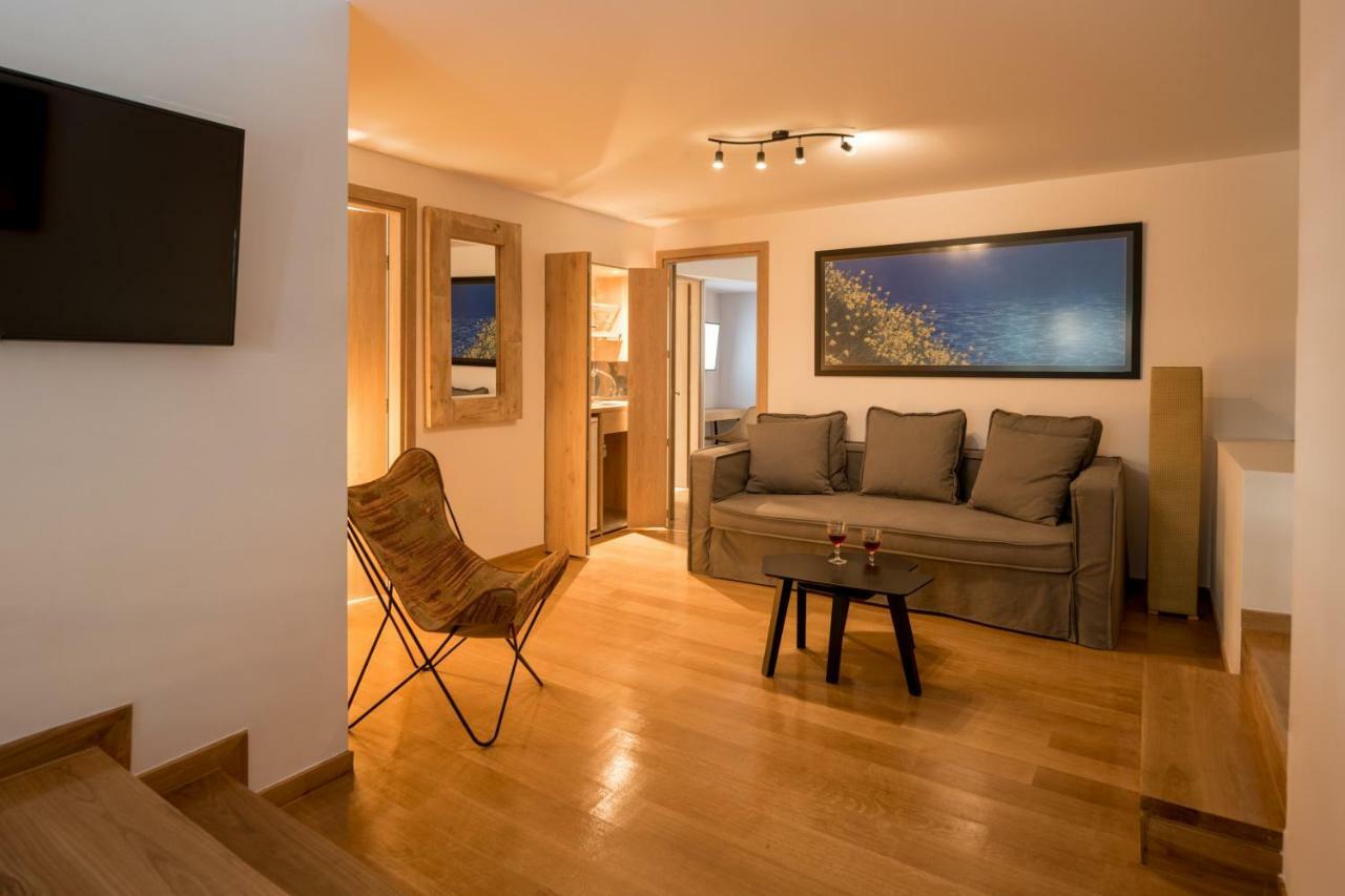 Fos Downtown Suites Афины Экстерьер фото