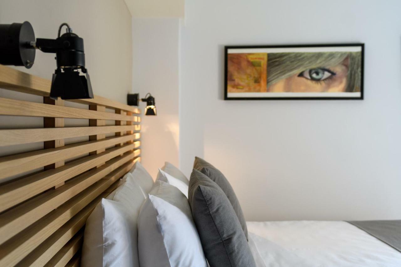 Fos Downtown Suites Афины Экстерьер фото