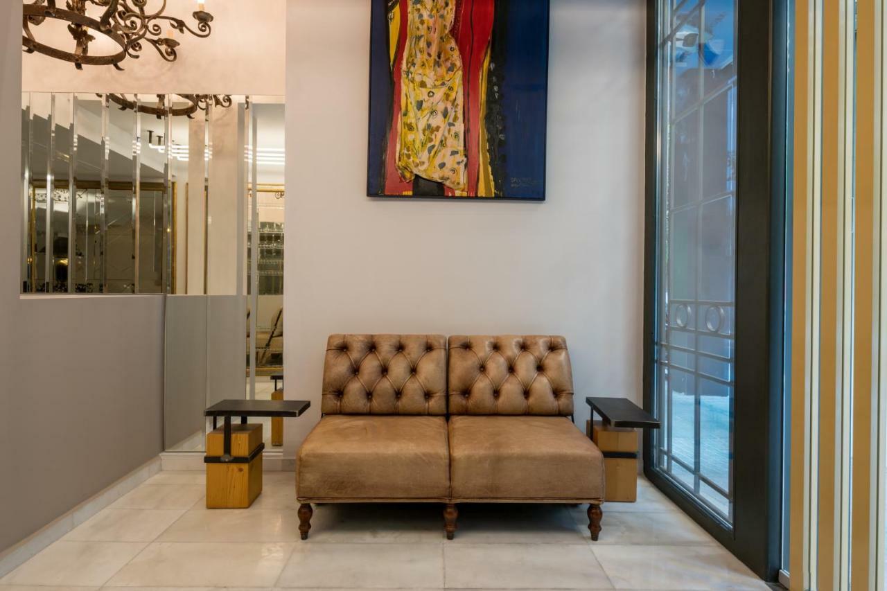 Fos Downtown Suites Афины Экстерьер фото