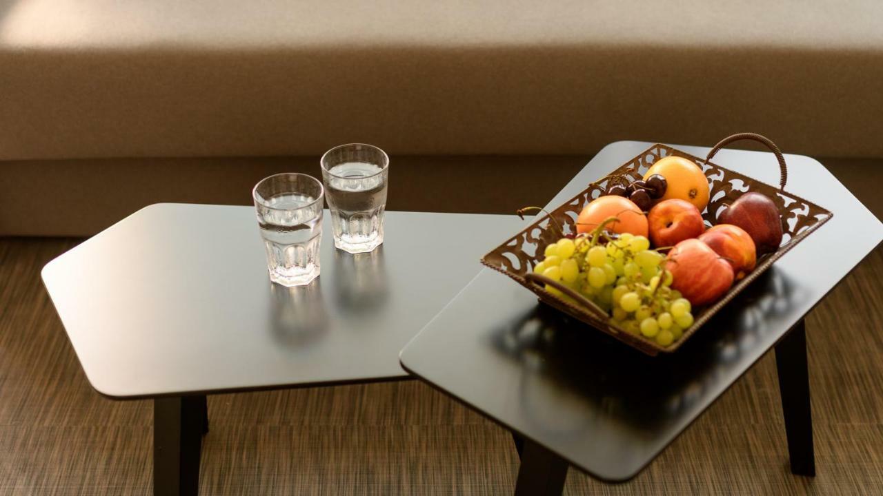 Fos Downtown Suites Афины Экстерьер фото
